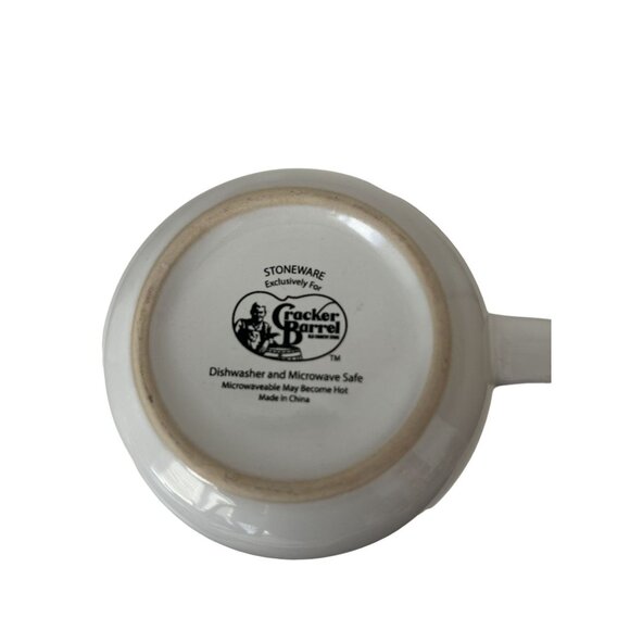White Cracker Barrel "Meowy Christmas" Stoneware Mug 4" High - Picture 3 of 3